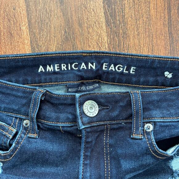 American Eagle Hi-Rise Shortie Distressed Jean Shorts - Size 4 - Picture 4 of 7